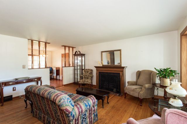 202 Claxon Drive, Florence, KY 41042