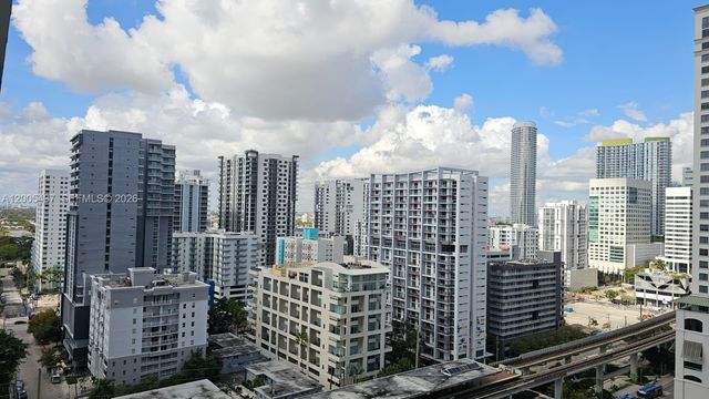1111 SW 1st Ave 2124-N, Miami, FL 33130