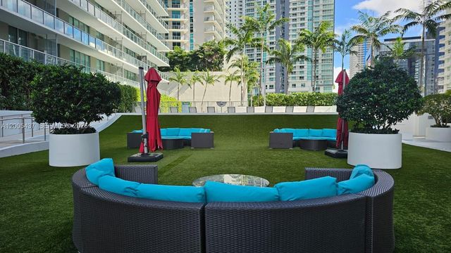 1111 SW 1st Ave 2124-N, Miami, FL 33130