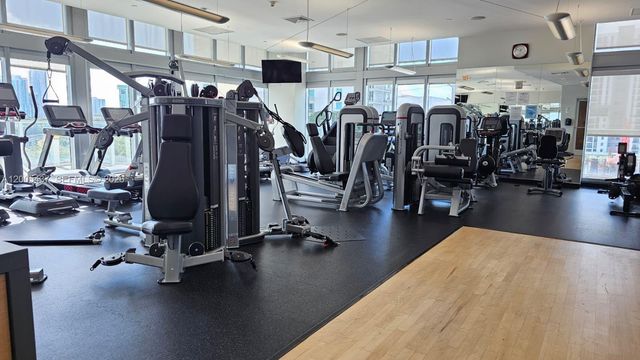 1111 SW 1st Ave 2124-N, Miami, FL 33130