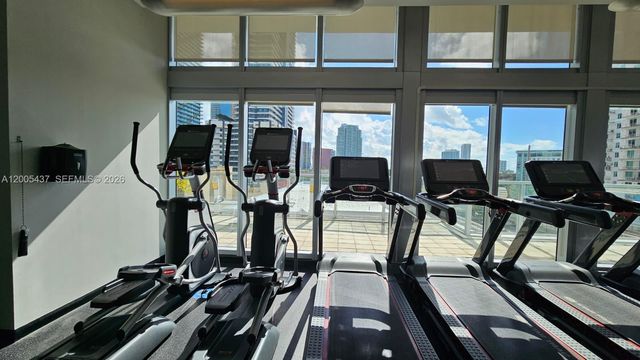 1111 SW 1st Ave 2124-N, Miami, FL 33130