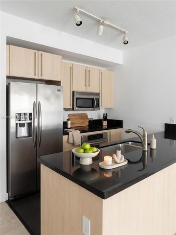 1111 SW 1st Ave 2124-N, Miami, FL 33130