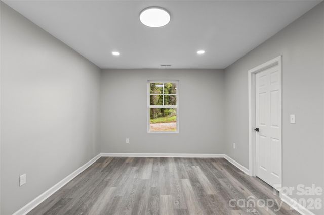 902 W 6th Avenue, Gastonia, NC 28052