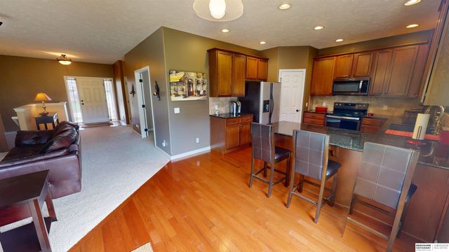 14913 Himebaugh Avenue, Omaha, NE 68116