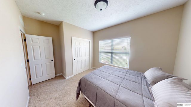 14913 Himebaugh Avenue, Omaha, NE 68116