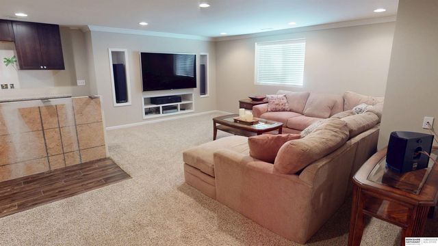14913 Himebaugh Avenue, Omaha, NE 68116