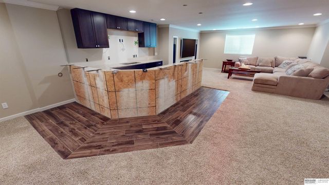 14913 Himebaugh Avenue, Omaha, NE 68116