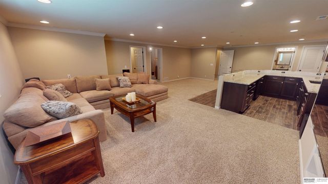 14913 Himebaugh Avenue, Omaha, NE 68116