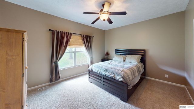 14913 Himebaugh Avenue, Omaha, NE 68116