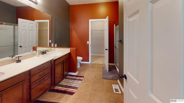 14913 Himebaugh Avenue, Omaha, NE 68116