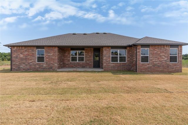 5690 Bluestem Avenue, Guthrie, OK 73044