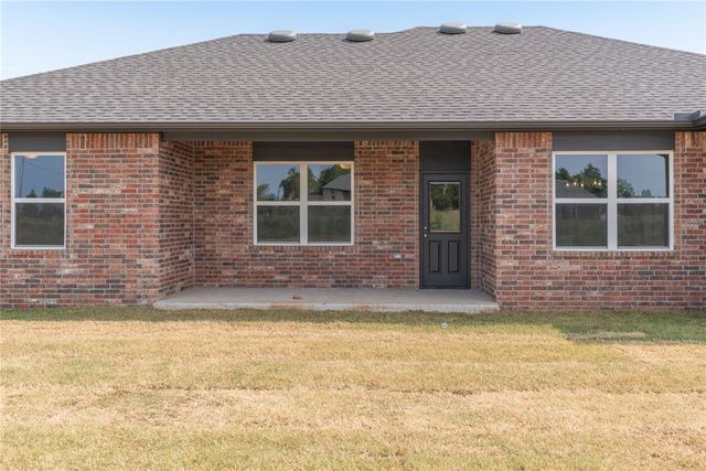 5690 Bluestem Avenue, Guthrie, OK 73044