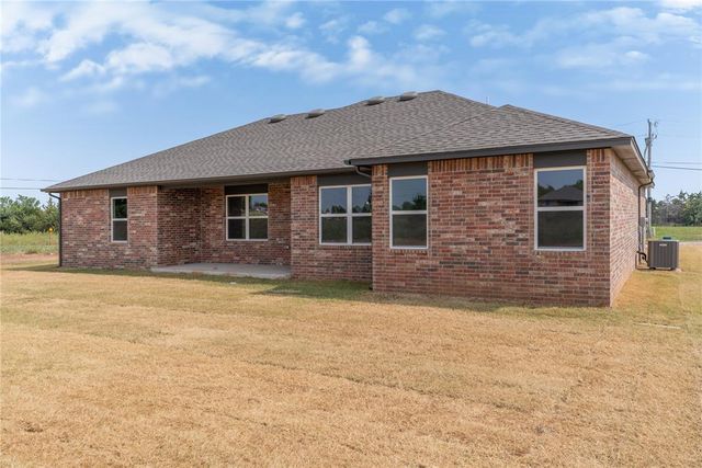 5690 Bluestem Avenue, Guthrie, OK 73044