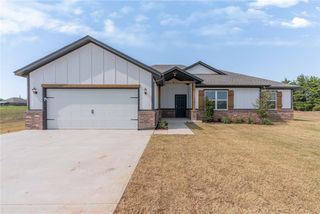 5690 Bluestem Avenue, Guthrie, OK 73044