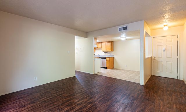 3528 Tyson Place NE C, Albuquerque, NM 87107