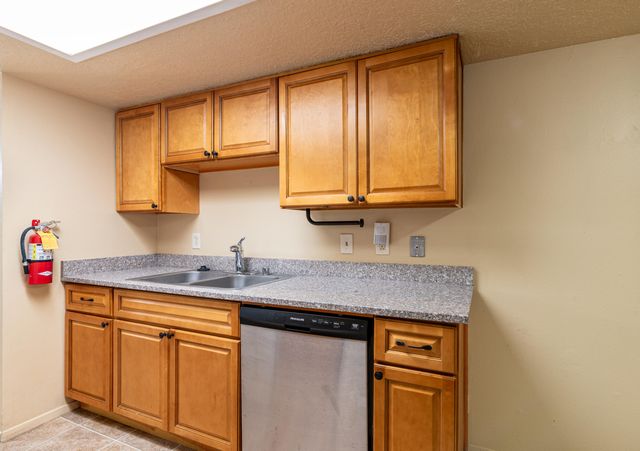 3528 Tyson Place NE C, Albuquerque, NM 87107