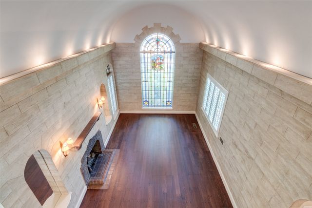 7026 Lakewood Boulevard, Dallas, TX 75214