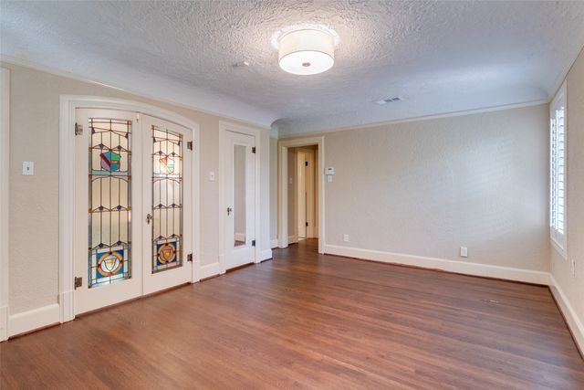 7026 Lakewood Boulevard, Dallas, TX 75214