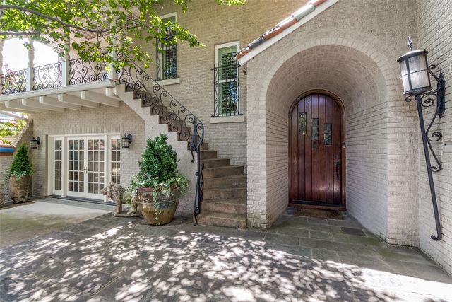 7026 Lakewood Boulevard, Dallas, TX 75214