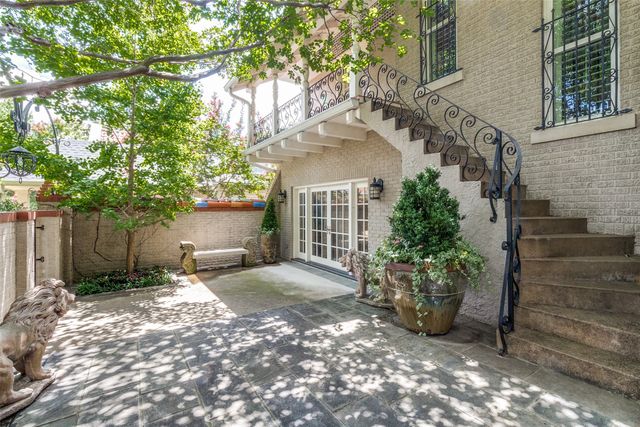 7026 Lakewood Boulevard, Dallas, TX 75214