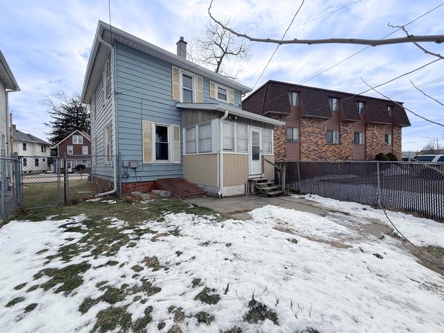 1841 Avenue Of The Cities Avenue, Moline, IL 61265