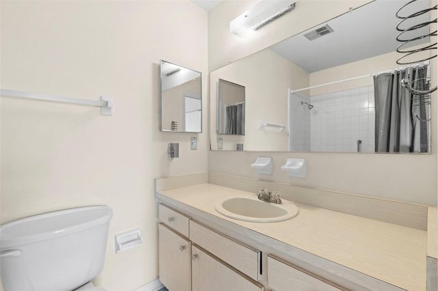 401 DE GRASSE PLACE 18, Sun City Center, FL 33573