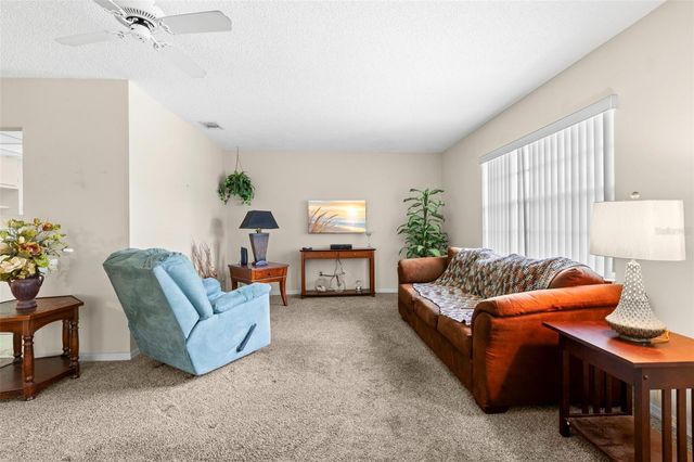 401 DE GRASSE PLACE 18, Sun City Center, FL 33573