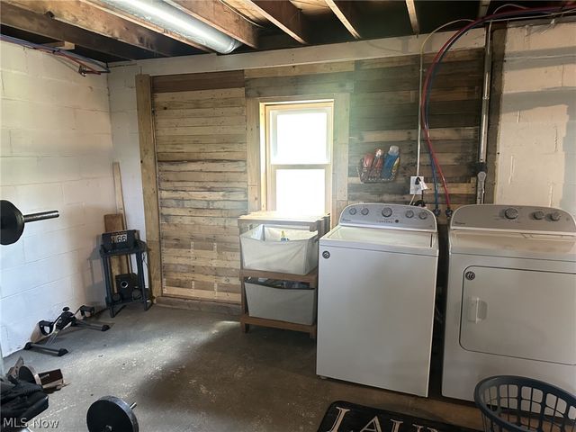 459 Elizabeth Pike, Mineral Wells, WV 26150
