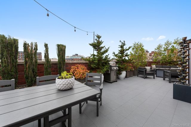 23-25 31st Avenue Penthouse 7C, Astoria, NY 11106