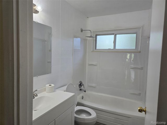 19813 INKSTER Road W, Livonia, MI 48152
