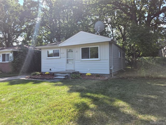 19813 INKSTER Road W, Livonia, MI 48152