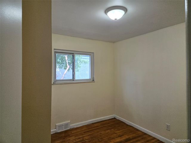 19813 INKSTER Road W, Livonia, MI 48152