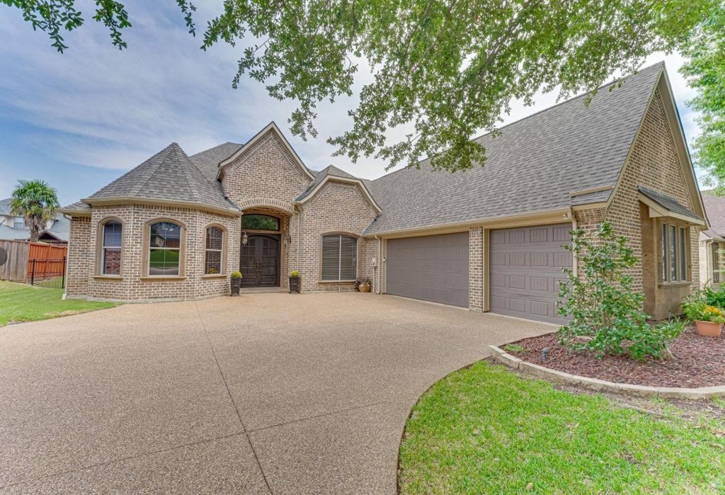 843 Canterbury Drive, Rockwall, TX 75032