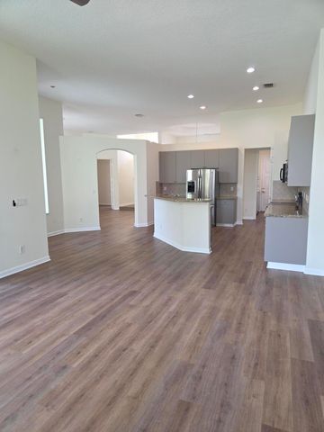 2926 E Fontana Court, Royal Palm Beach, FL 33411