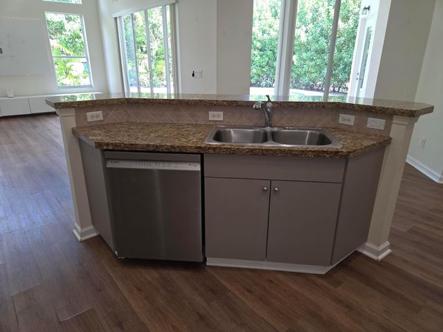 2926 E Fontana Court, Royal Palm Beach, FL 33411