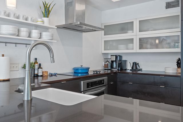 1704 West Ave 101, Austin, TX 78701