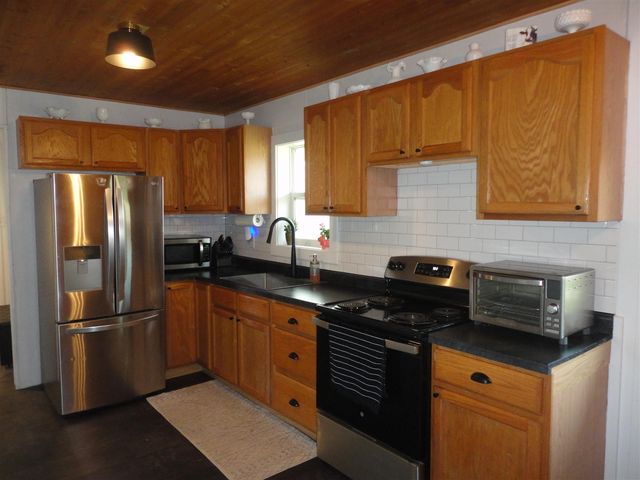 4219 W 110th Avenue, Allegan, MI 49010