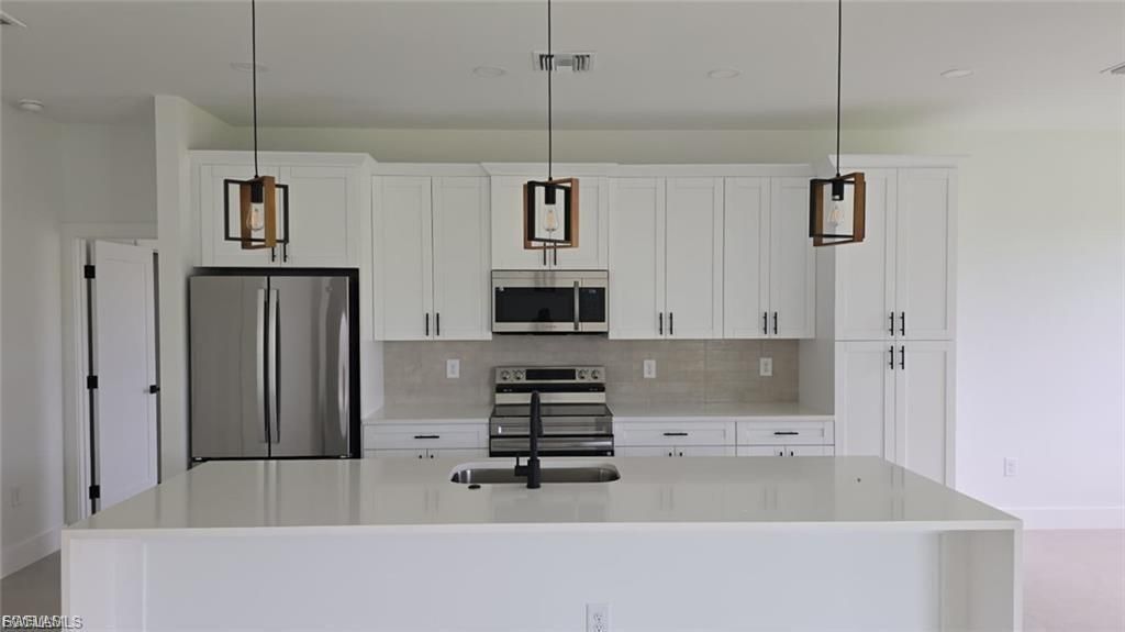 208 PEMBROKE ST, LEHIGH ACRES, FL 33974 — photo 3
