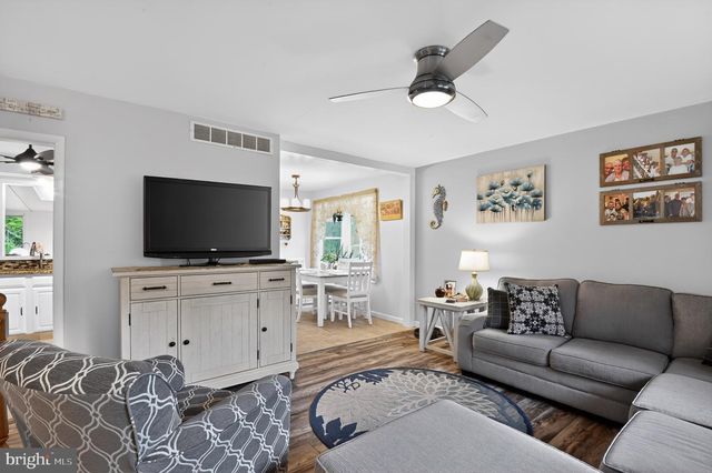 712 TUCKAHOE RD, Vineland, NJ 08360