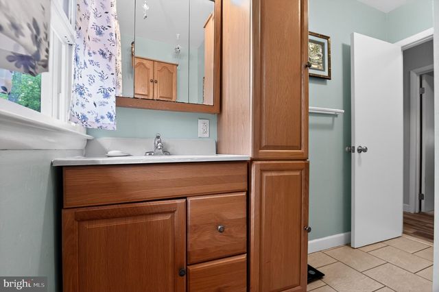 712 TUCKAHOE RD, Vineland, NJ 08360