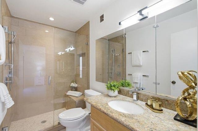 777 San Antonio Road 128, Palo Alto, CA 94303