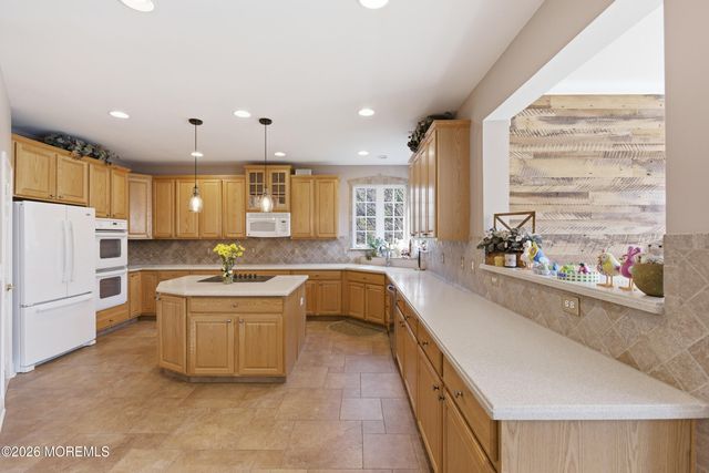 26 Jefferson Court, Jackson, NJ 08527