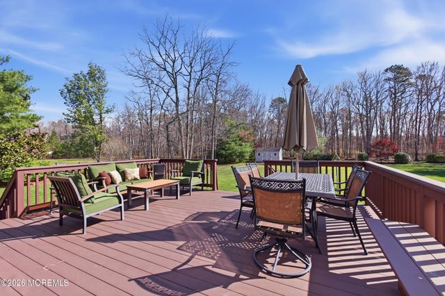 26 Jefferson Court, Jackson, NJ 08527