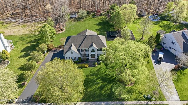 26 Jefferson Court, Jackson, NJ 08527