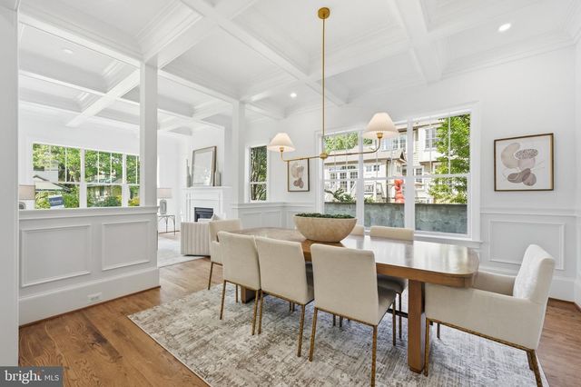423 N EDGEWOOD ST, Arlington, VA 22201