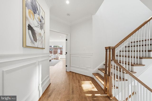 423 N EDGEWOOD ST, Arlington, VA 22201
