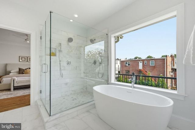 423 N EDGEWOOD ST, Arlington, VA 22201