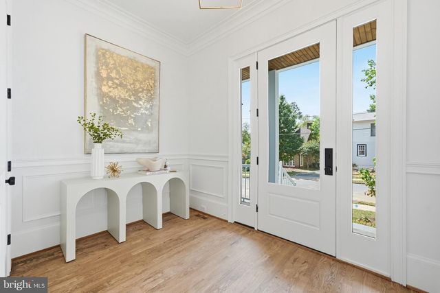 423 N EDGEWOOD ST, Arlington, VA 22201