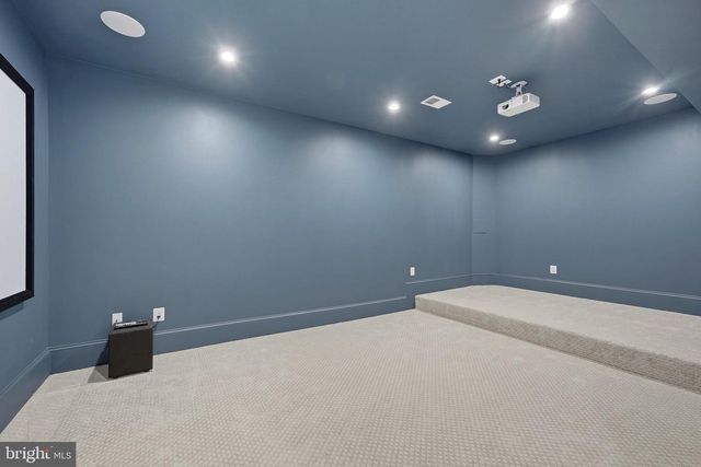 423 N EDGEWOOD ST, Arlington, VA 22201