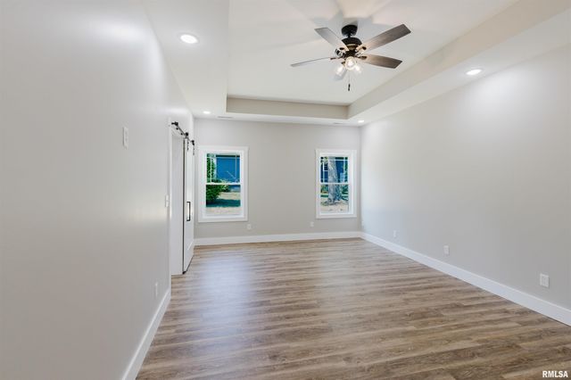 704 JONATHAN Lane, Carterville, IL 62918